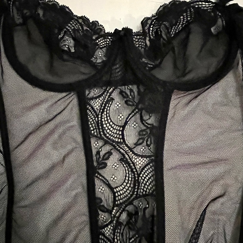 Vintage gold label Victoria’s Secret corset with garters